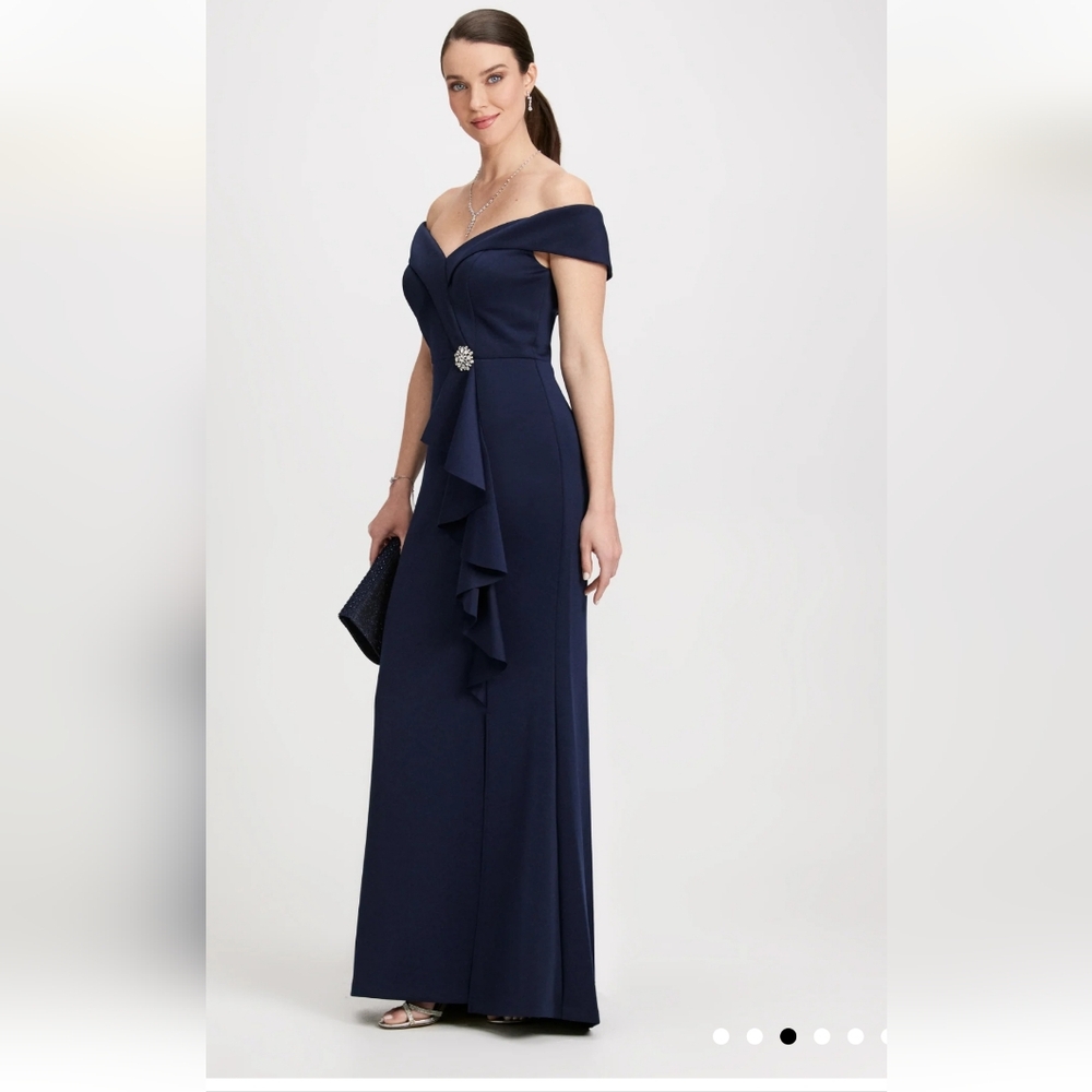 Navy Jessica Howard Prom/Evening Gown (worn once)